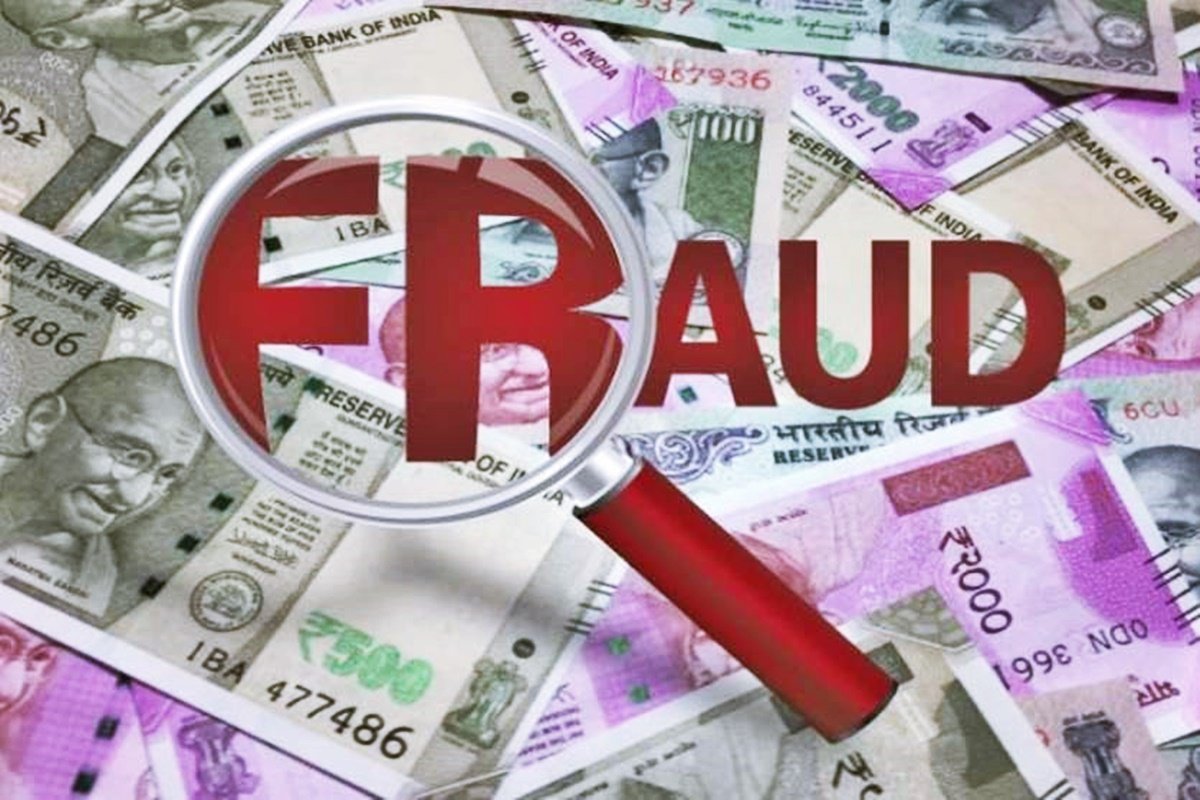 Gang Stealing Money From Dormant Bank Accounts Busted, Pune police Arrest 8