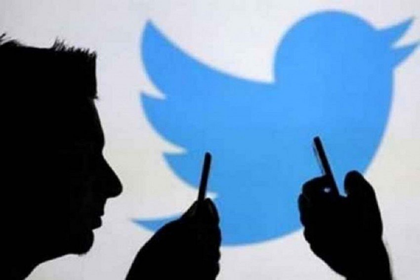 कम नहीं हो रही Twitter की परेशानी, अब उत्तर प्रदेश और दिल्ली में केस दर्ज