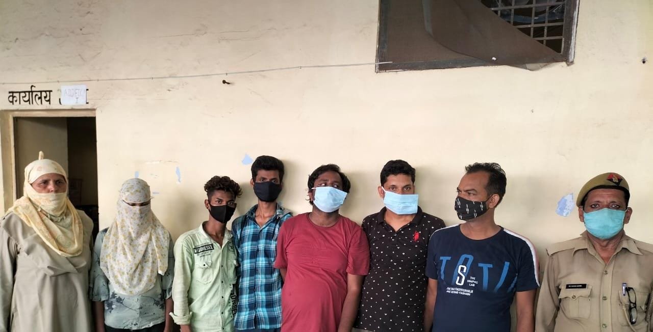 फिंगर प्रिंट क्लोन से 2.50 करोड़ रुपये ठगने वाले गिरोह का पर्दाफाश, सरगना सहित छह गिरफ्तार