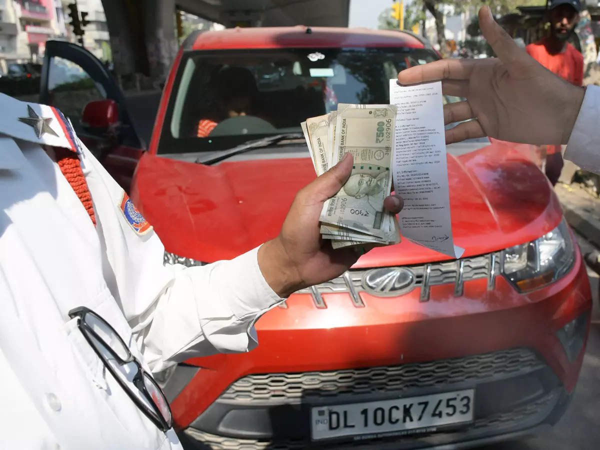 अब E-Challan को साइबर ठगों ने बनाया हथियार, लिंक खोलते ही बैंक अकाउंट हो रहा खाली