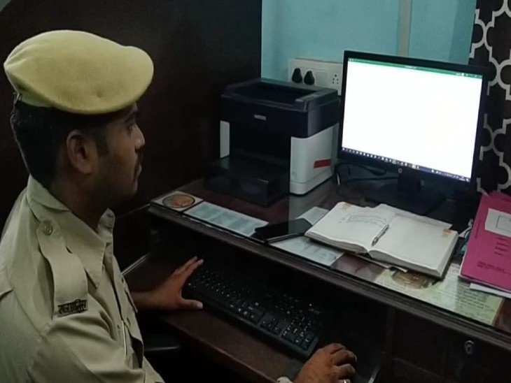 मुंबई: वीडियो कॉल पर पुलिस की वर्दी में साइबर ठगी, शख्स से 3 लाख रुपये ठगे