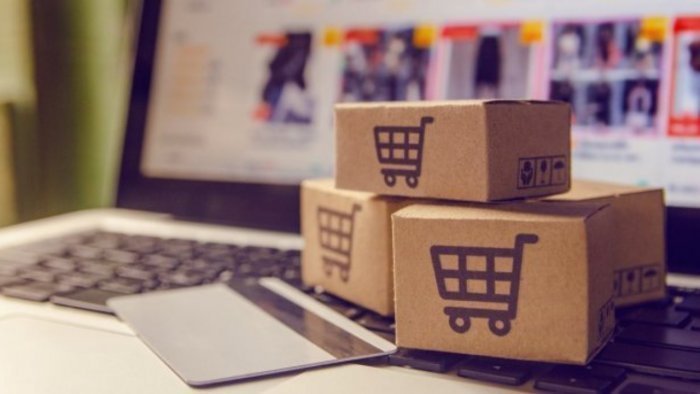 नवरात्रि पर शुरू हो गया Online SALE, साइबर फ्रॉड होने पर Dial करें ये चार नंबर, मिल जाएंगे पैसे